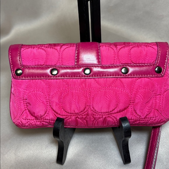 Coach Fushia Quilted Wristlet - Picture 2 of 11